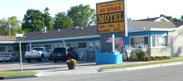 40_winks_3_01in.jpg
