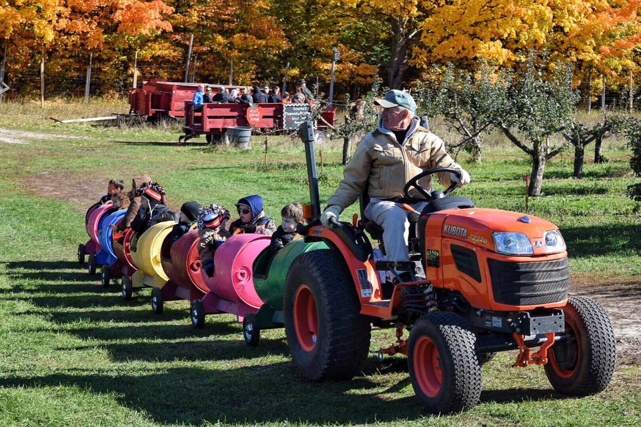 Tractor Ride at Knaebe's