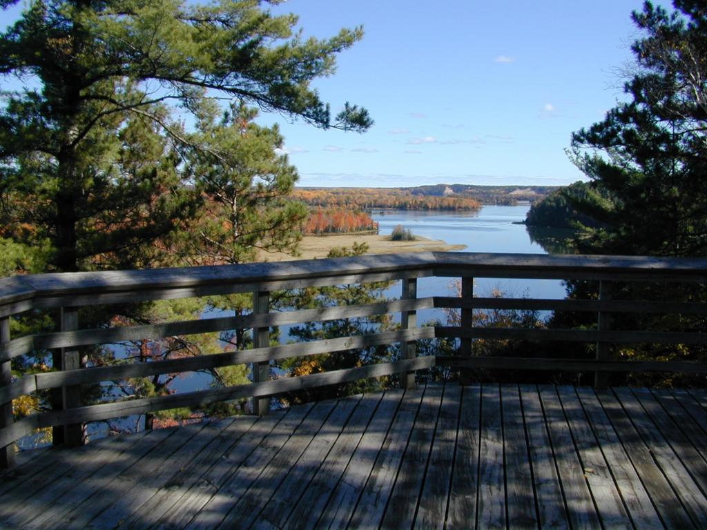 Viewing Platform at Iargo Springs
