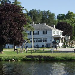 jacks_landing_resort.jpg