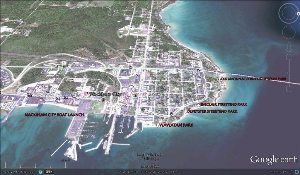 mackinaw_city.jpg