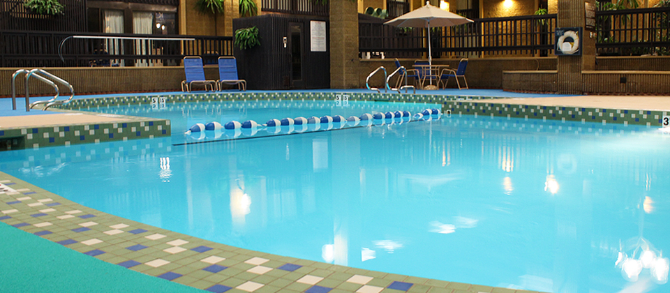 santuary_inn_pool.jpg