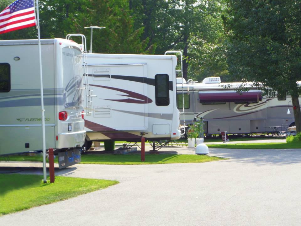 thunder_bay_resort_rv_park.jpg