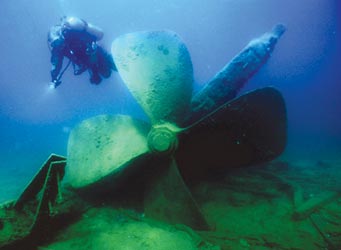 thundergbay_propfromfreightermonohansettfs3_.jpg
