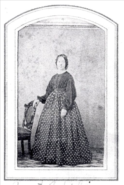 adeline_sims_1.jpg